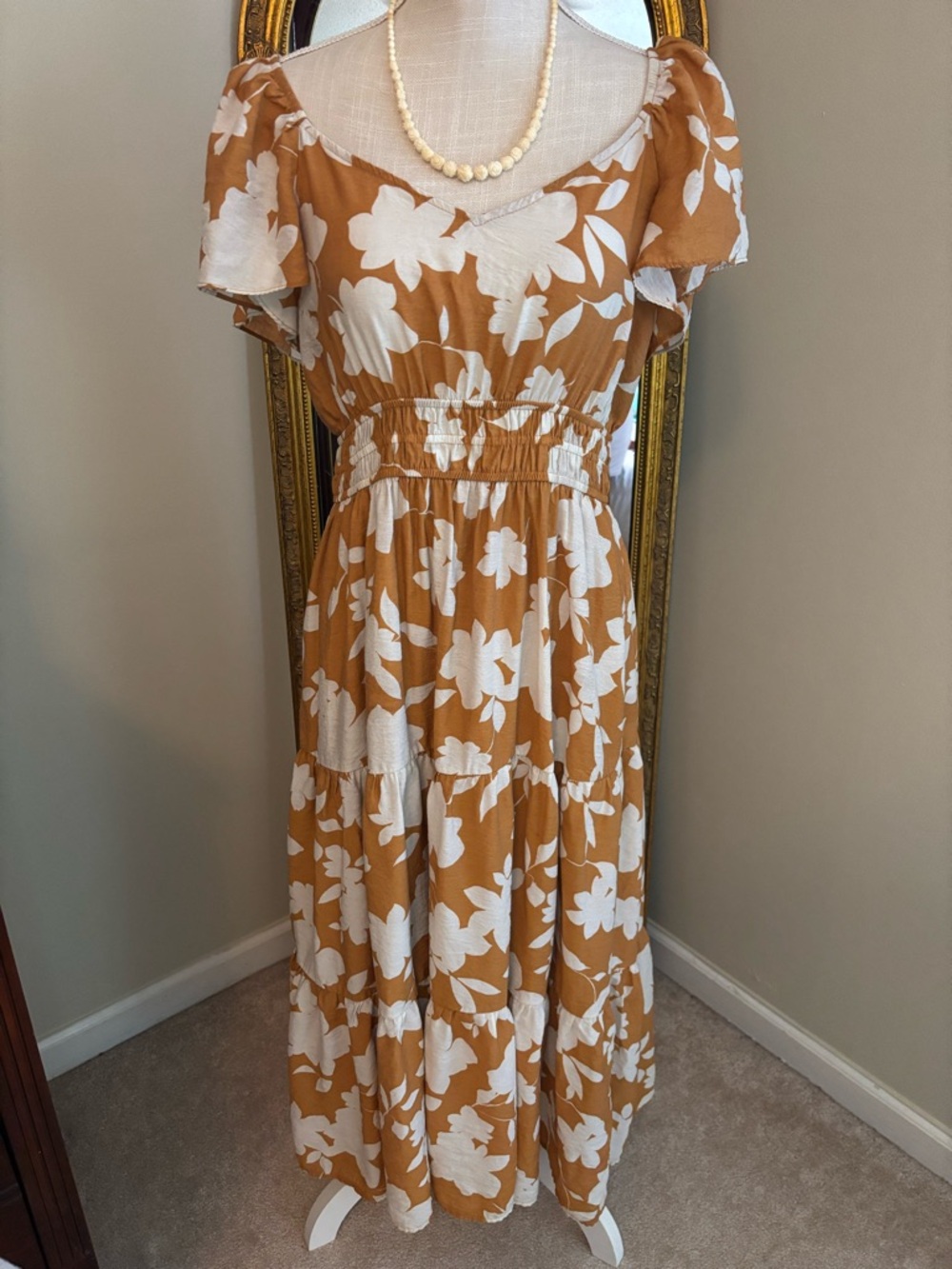 Blu Pepper flowy petal sleeve midi dress - size large